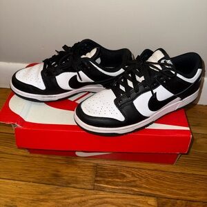 Nike Panda Dunks